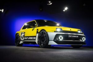 renault-5-turbo-3e-reveal-image