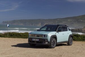 Renault 4 order books have opened for R-pass customers