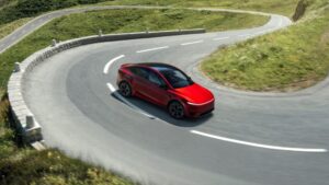 2025 Tesla Model Y Performance