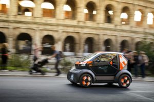 renault mobilize duo driving in rome