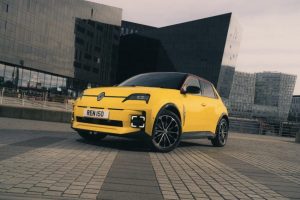 renault 5 gets one-pedal driving